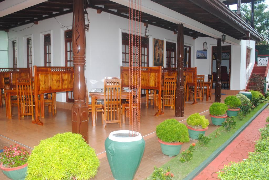 Montana Rest Hotel Anuradhapura Exterior photo