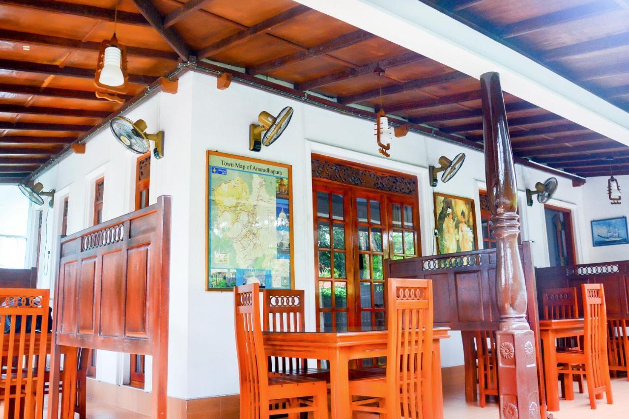 Montana Rest Hotel Anuradhapura Exterior photo